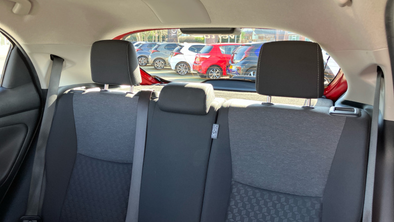 Toyota Yaris 1.5 Hybrid Design 5dr CVT Hybrid Hatchback